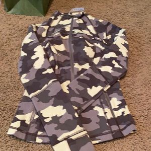 lululemon athletica Gray & White Camouflage Utility Jacket